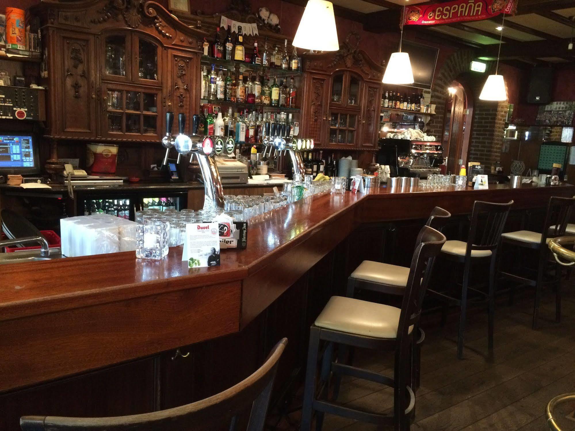 Hotel En Grand Cafe De Pauw Roermond Εξωτερικό φωτογραφία