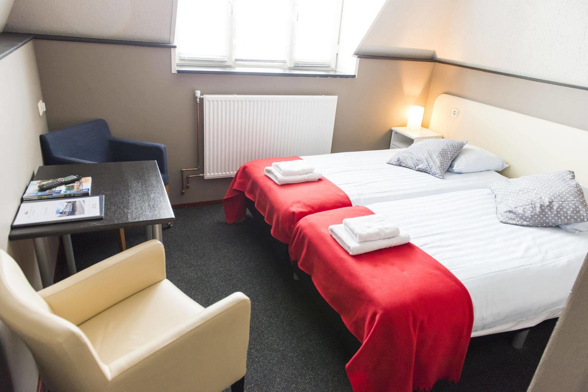 Hotel En Grand Cafe De Pauw Roermond Εξωτερικό φωτογραφία