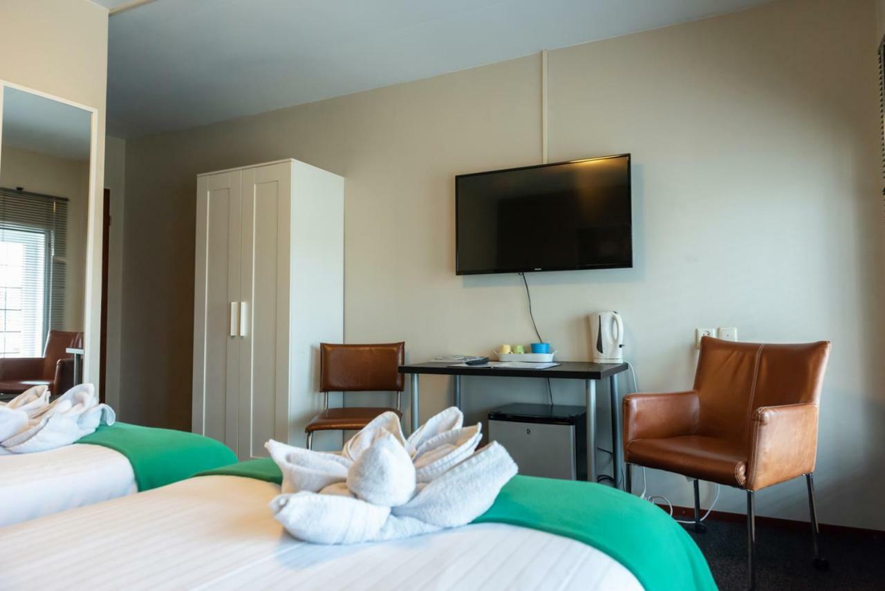 Hotel En Grand Cafe De Pauw Roermond Εξωτερικό φωτογραφία