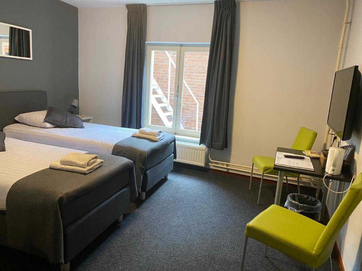 Hotel En Grand Cafe De Pauw Roermond Εξωτερικό φωτογραφία